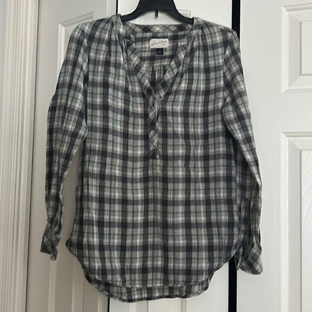 ***** 5 for $25 Universal Thread Gauze Top